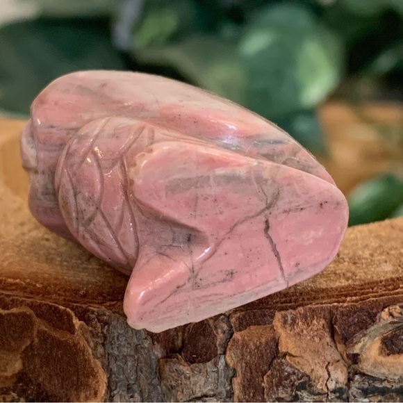 Rhodonite Carved Owl Figurine Gemstone Bird Carving Chubby Stone Animal Pet 1.5" - Picture 9 of 10